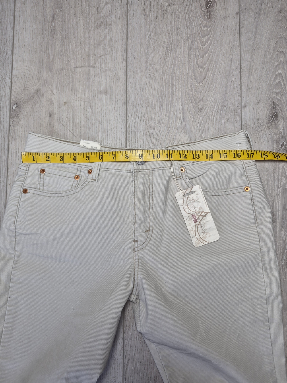 Vtg Levis 515 NWT Corduroy Bootcut 12 Medium Misses Beige Tan Deadstock USA 90s - Picture 6 of 10